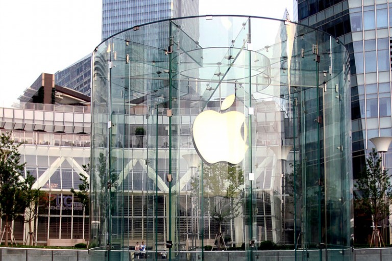 China bans iPhone sales over Qualcomm dispute